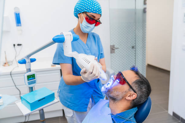 Best Emergency Tooth Extraction in Lincolnshire, IL
